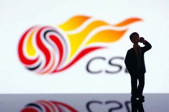 导演娄烨携主演井柏然、宋佳、秦昊、张颂文亮相。
